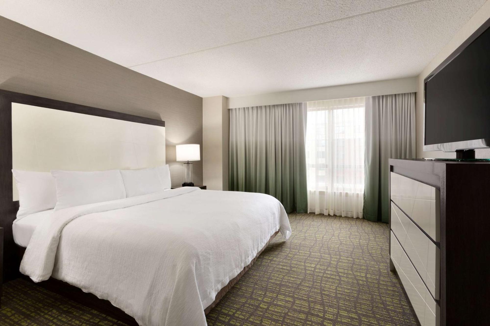 Embassy Suites Newark - Wilmington/South Zewnętrze zdjęcie