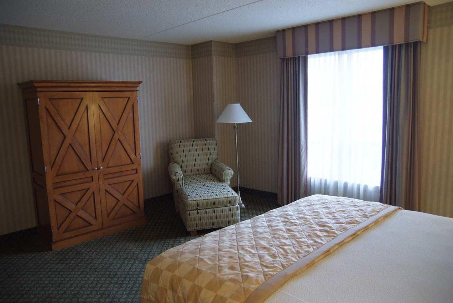 Embassy Suites Newark - Wilmington/South Zewnętrze zdjęcie