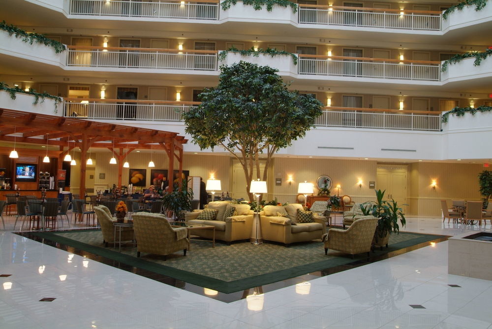 Embassy Suites Newark - Wilmington/South Zewnętrze zdjęcie